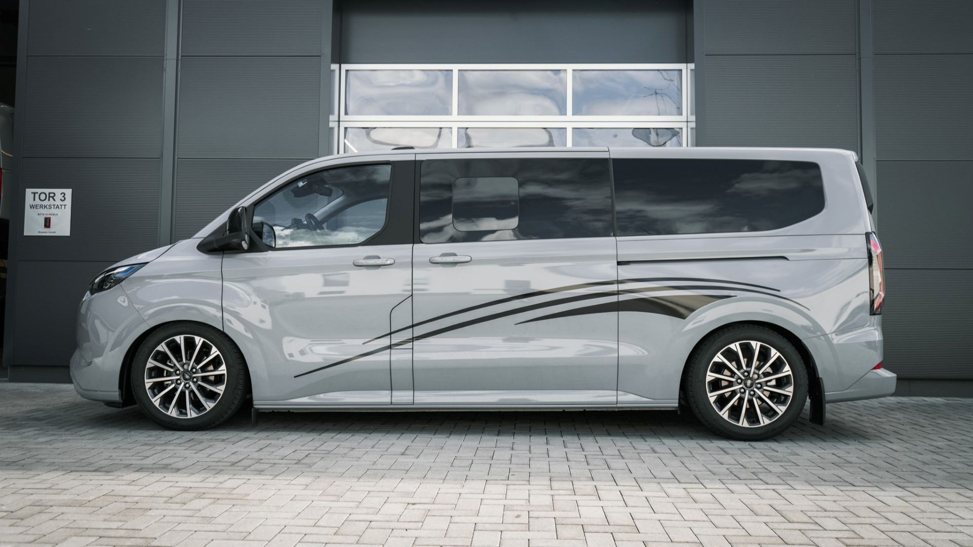 Ford Transit V710 Tourneo LH2 Projekt