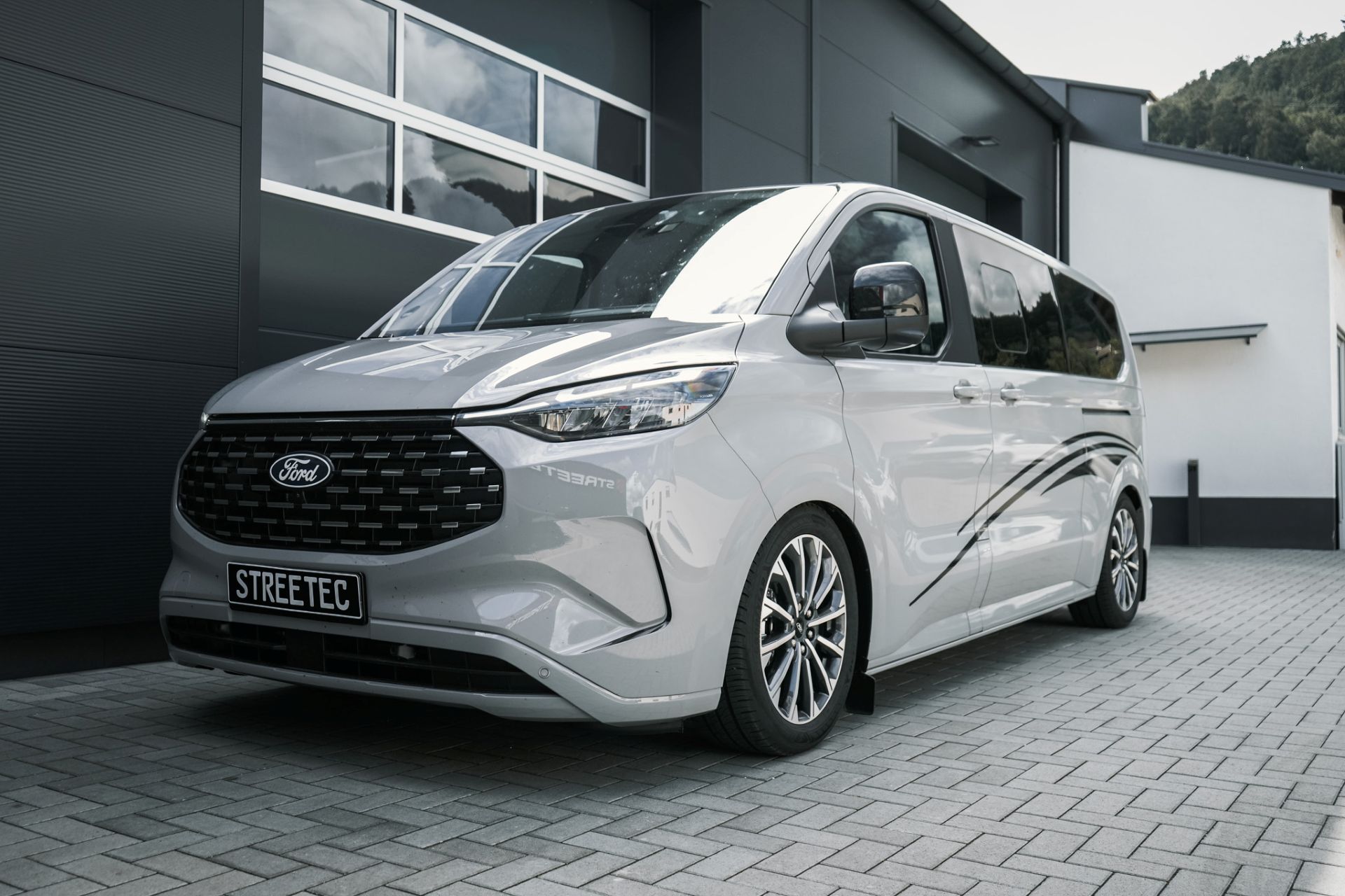 Ford Transit V710 Tourneo LH2 - Projekt Bild
