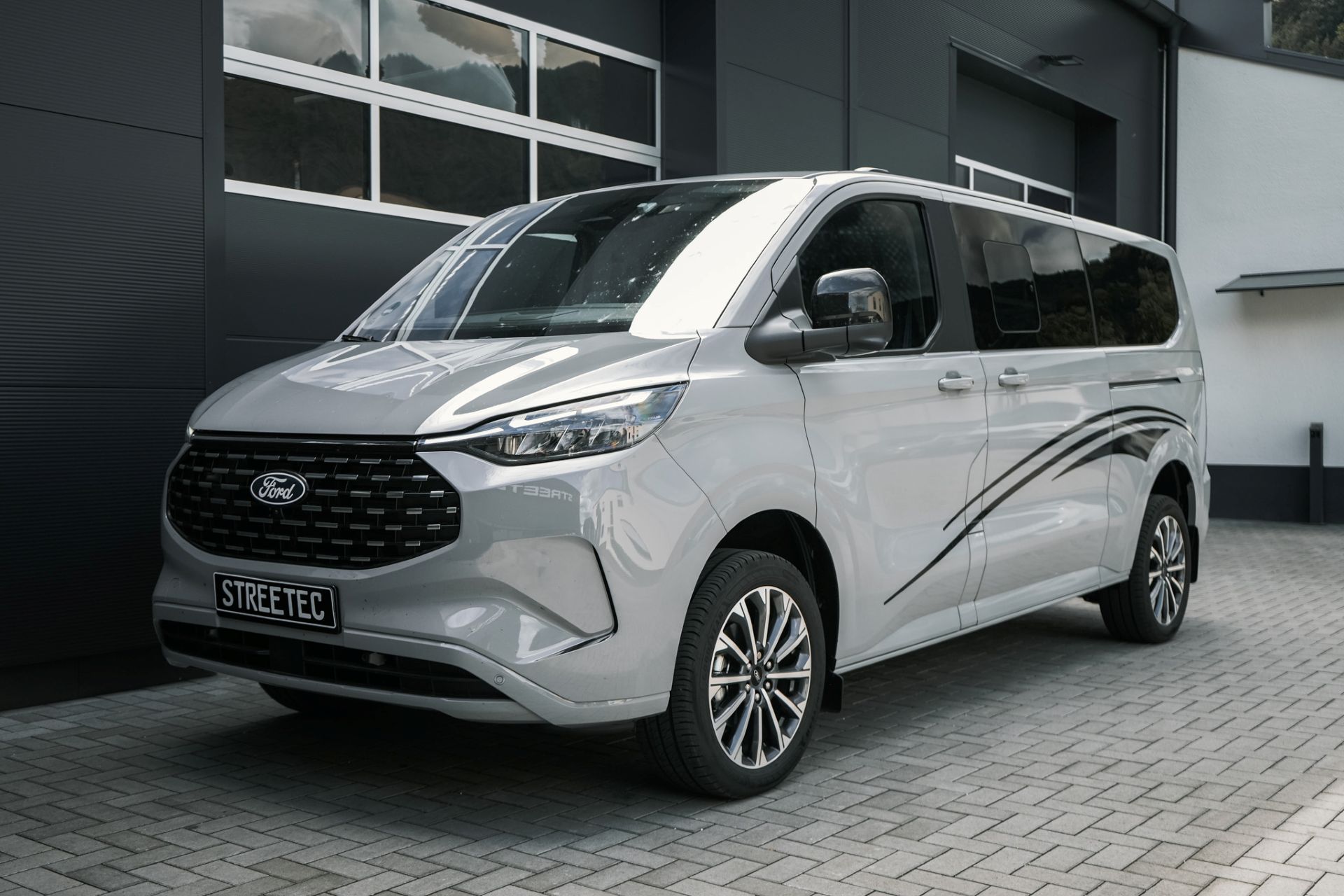 Ford Transit V710 Tourneo LH2 - Projekt Bild