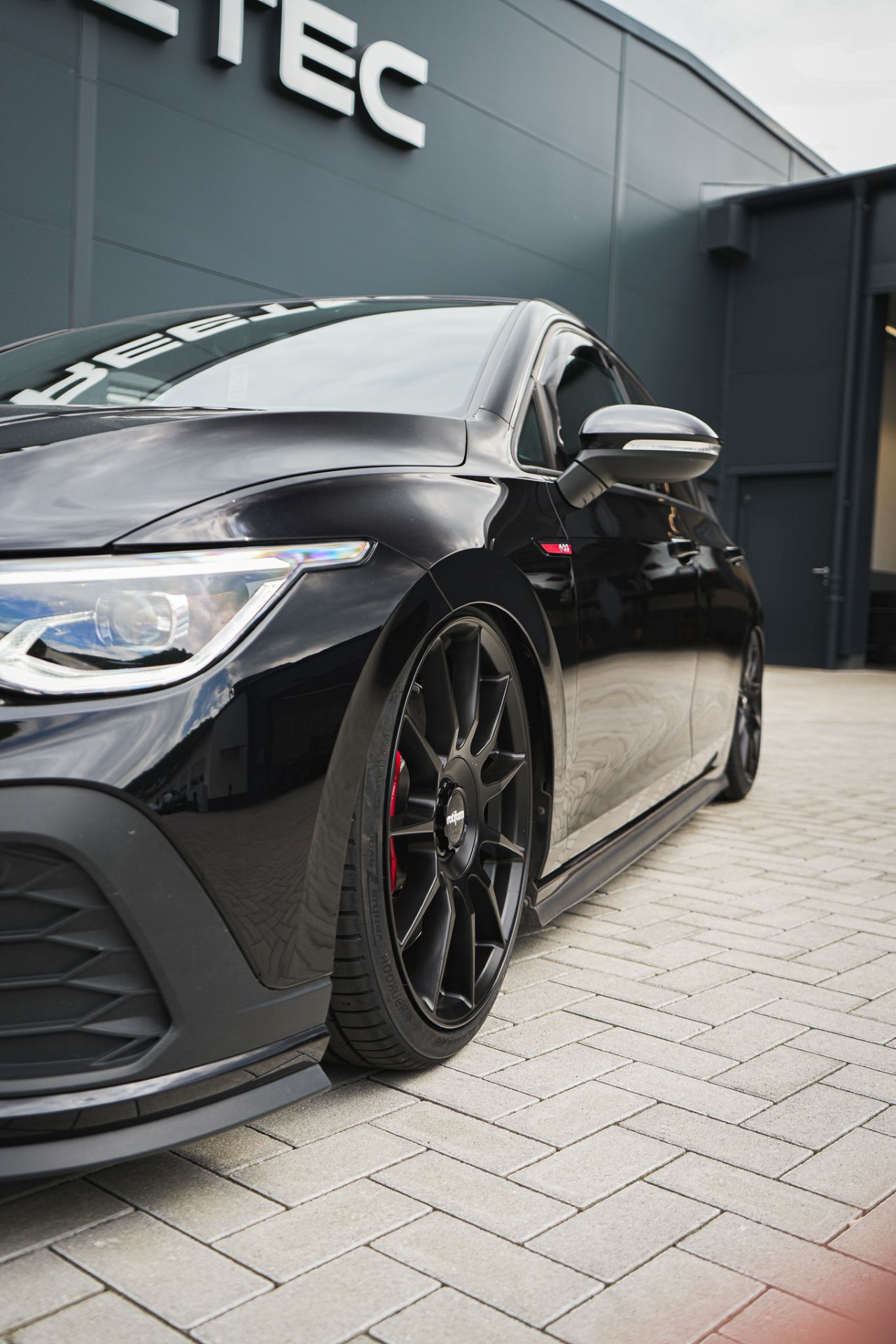 VW Golf 8 GTI Clubsport AllBlack - Projekt Bild