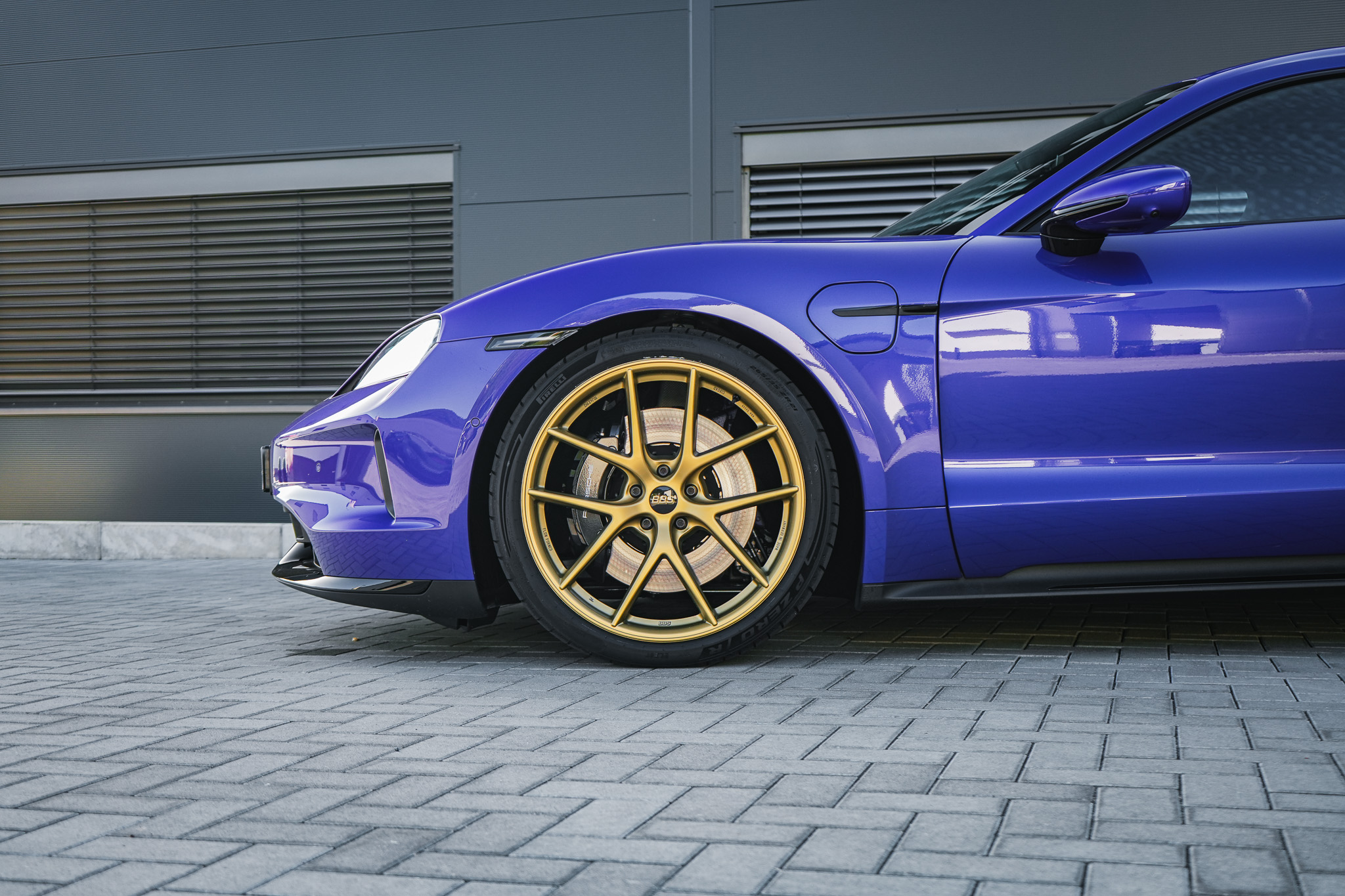 Porsche Taycan Sport Turismo GTS 'Purple Sky' - Projekt Bild