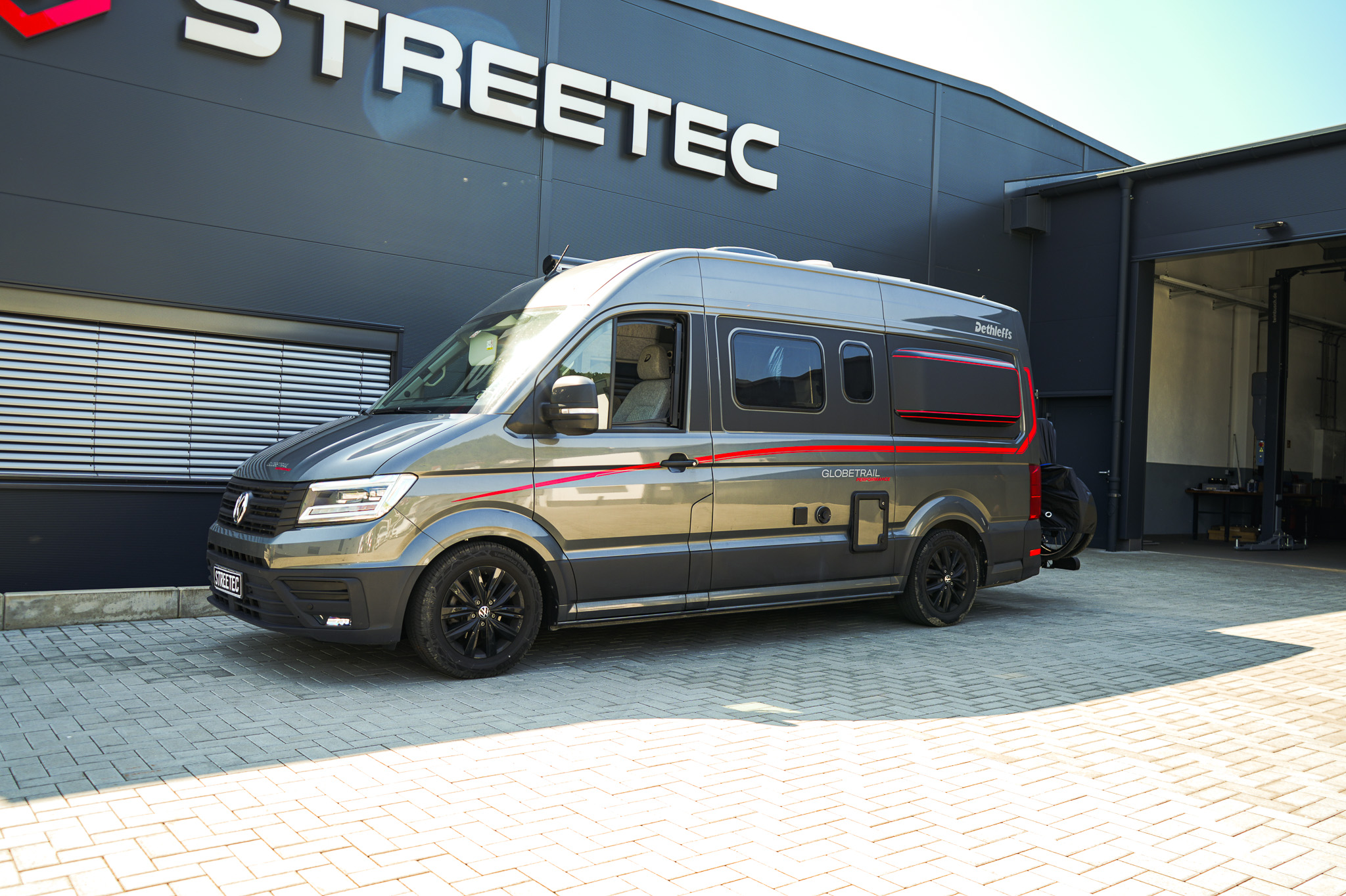 VW Crafter / Grand California Dethleffs Globetrail Performance - Projekt Bild