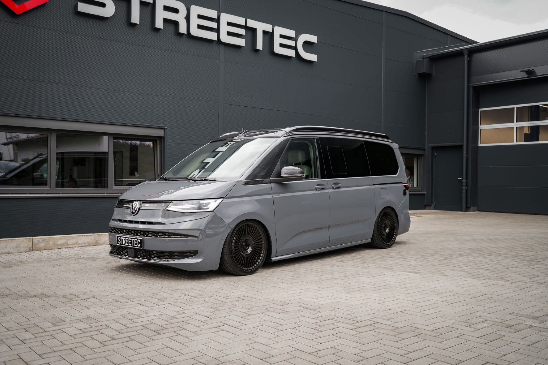 VW T7 Multivan/California La Chanti 20" - Projekt Bild