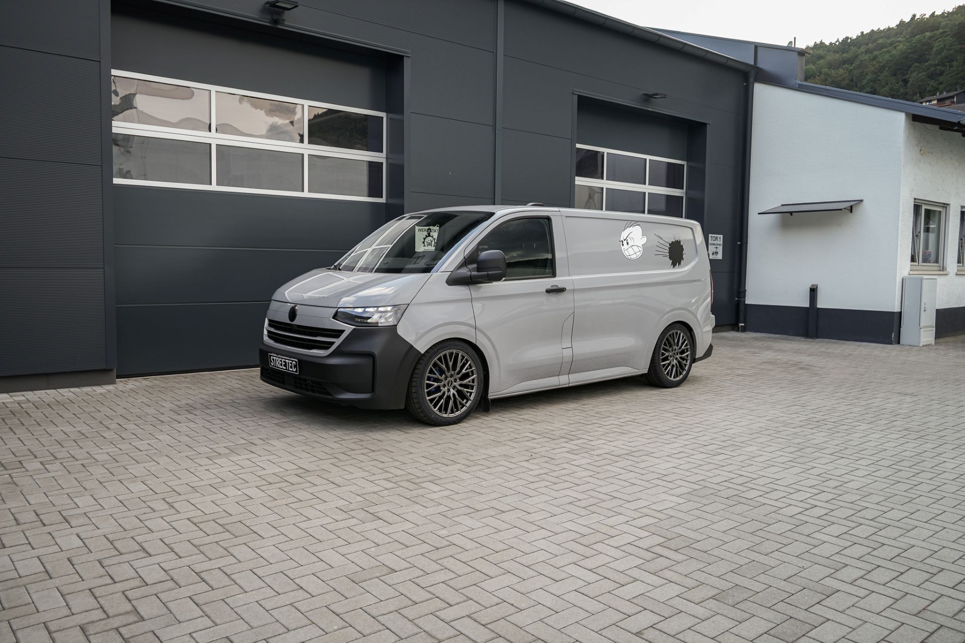VW T7 Transporter/Caravelle grey - GMP 20" - Projekt Bild
