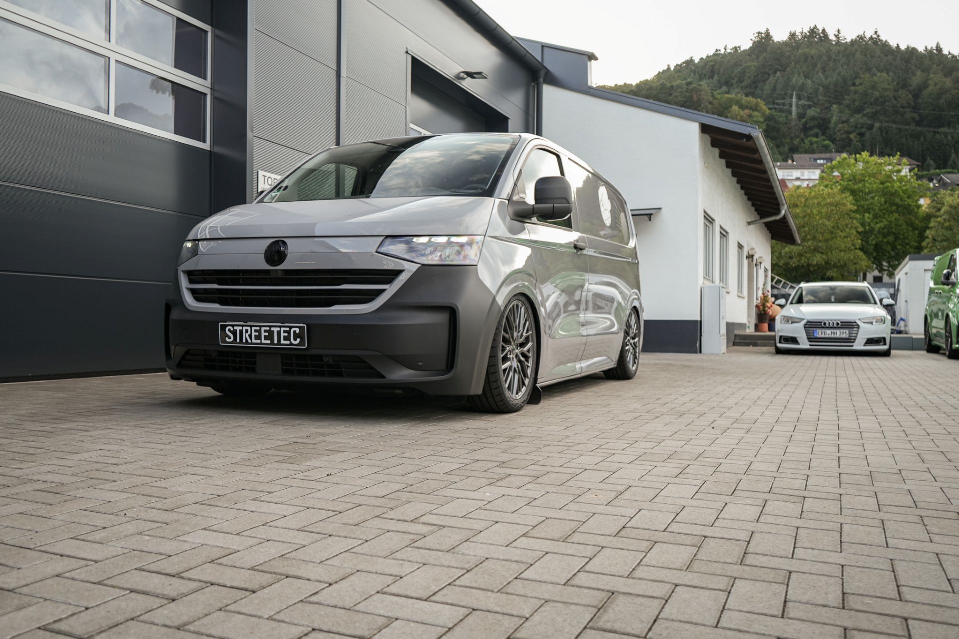 VW T7 Transporter/Caravelle grey - GMP 20" - Projekt Bild