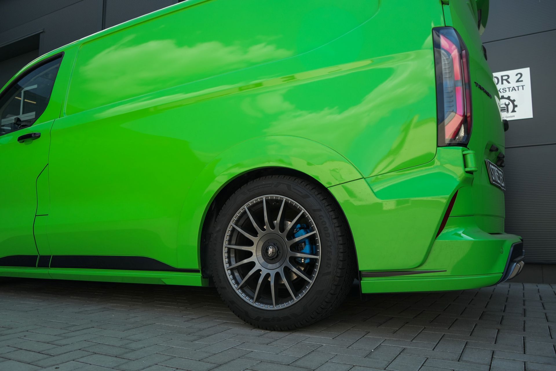Ford Transit V710 MS-RT green - Projekt Bild