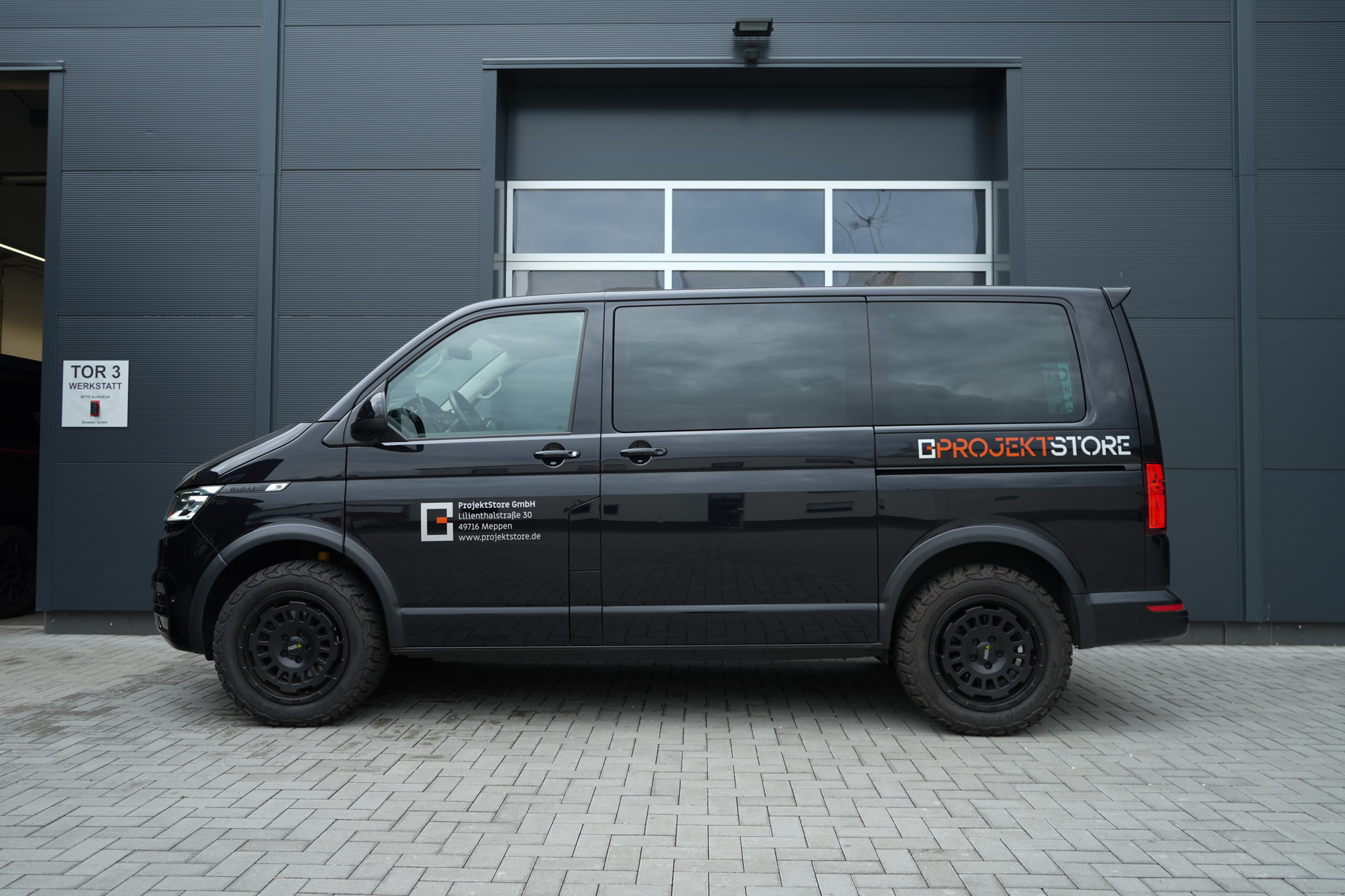 VW T6.1 Black Twin Monotube - Projekt Bild