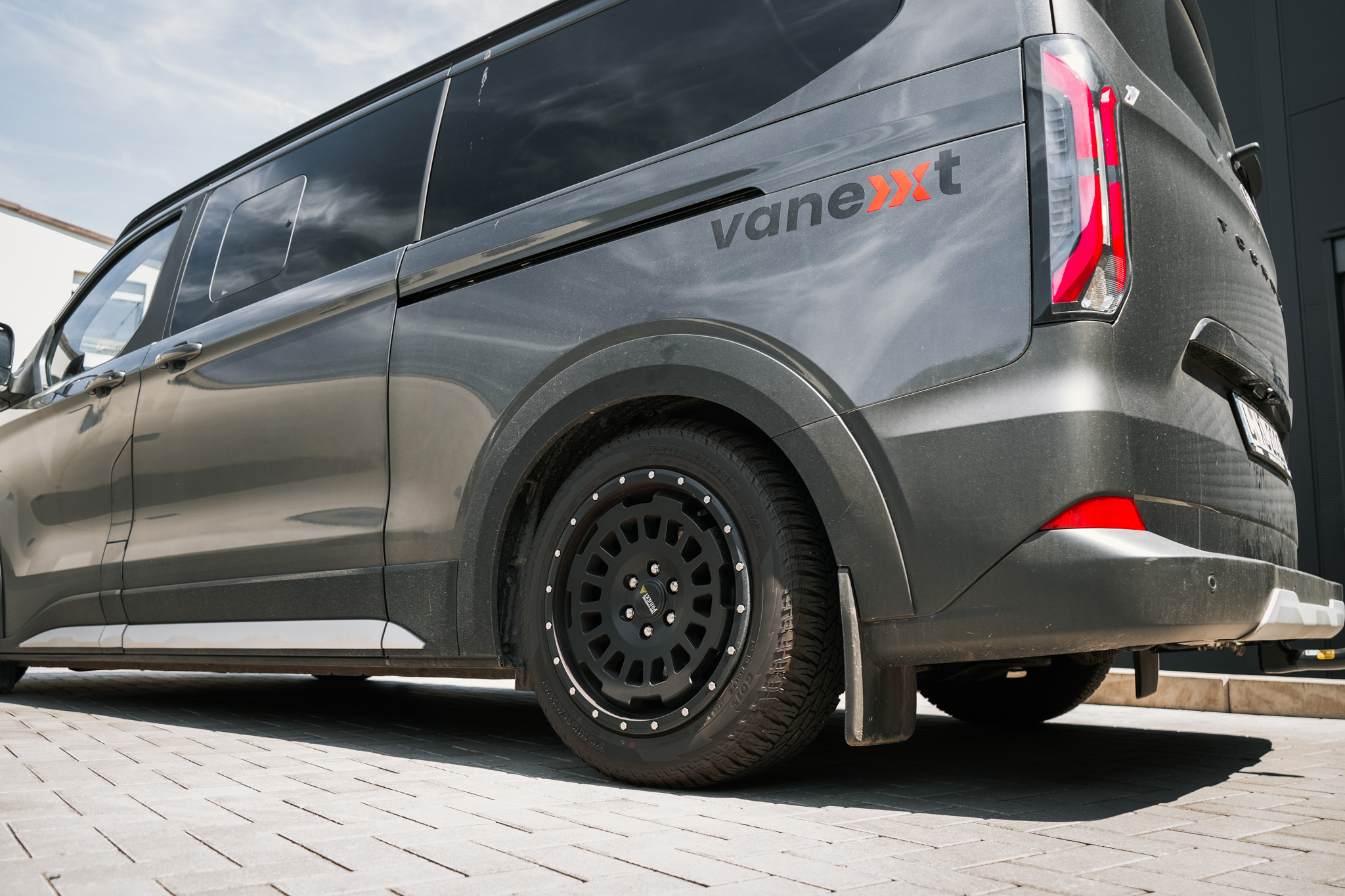 Ford Transit V710 Vanexxt Twin-Monotube - Projekt Bild