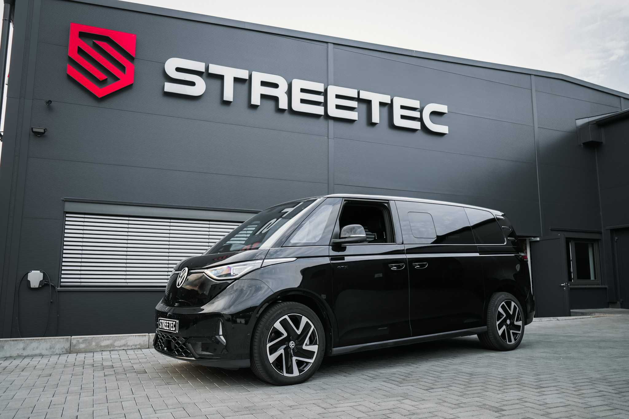 VW ID. Buzz Black performance - Projekt Bild