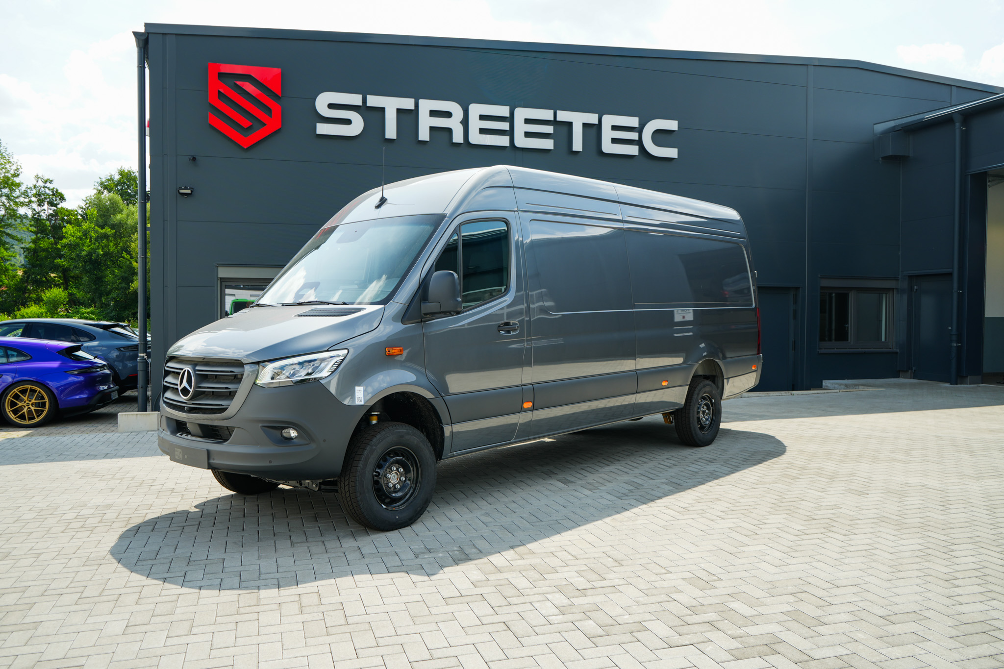 Mercedes W907 Sprinter 4x4 Kasten lang - Projekt Bild