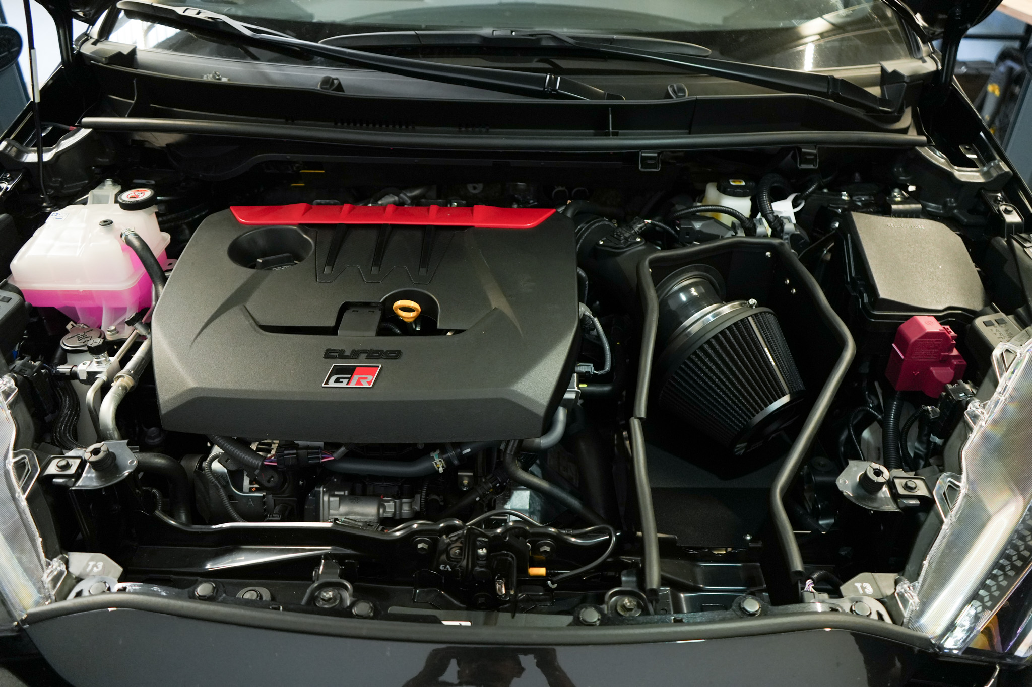 Toyota Yaris GR Aero Performance Pack ALL BLACK - Projekt Bild