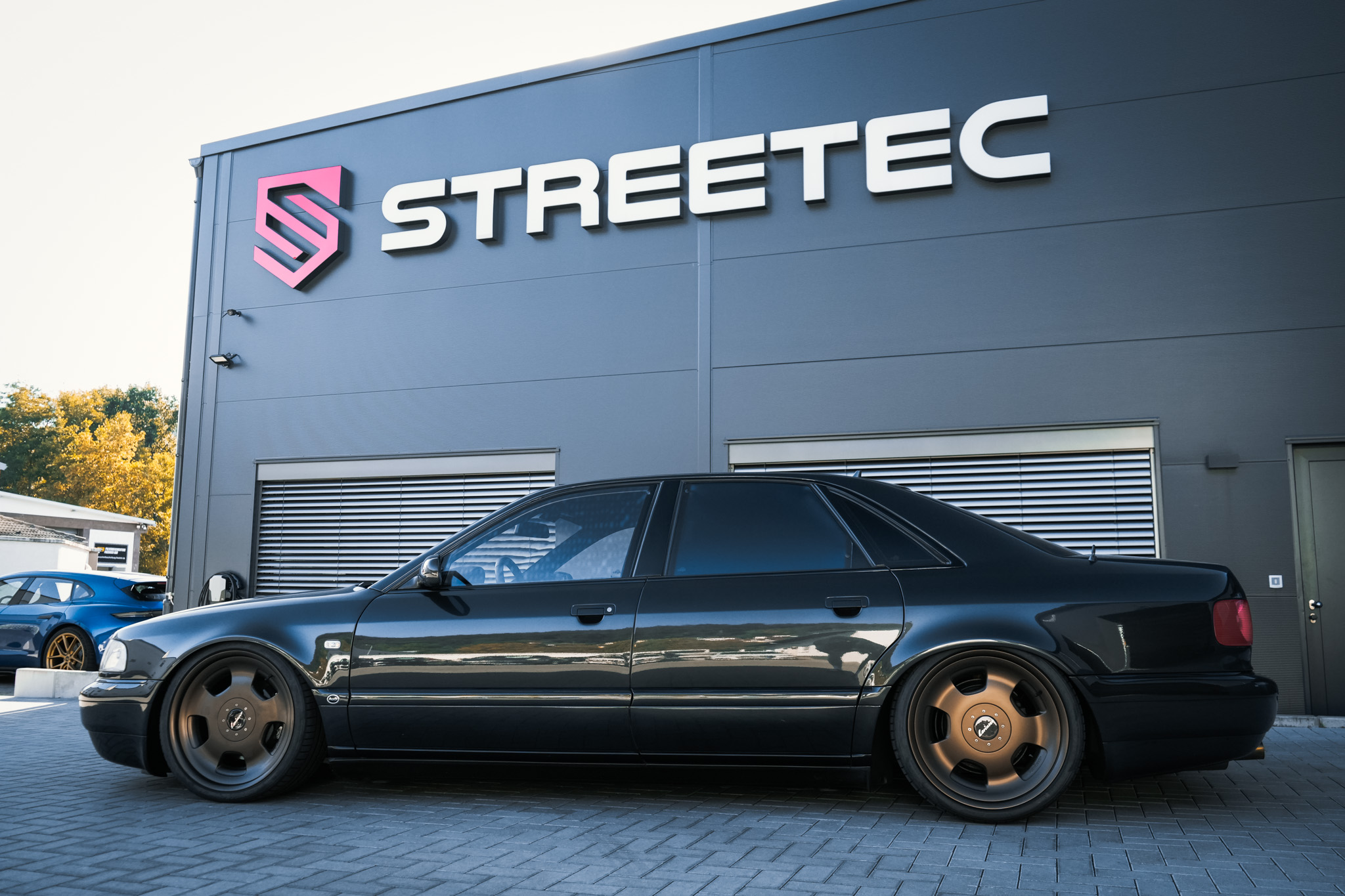 Audi S8 D2 Air & 20" - Projekt Bild