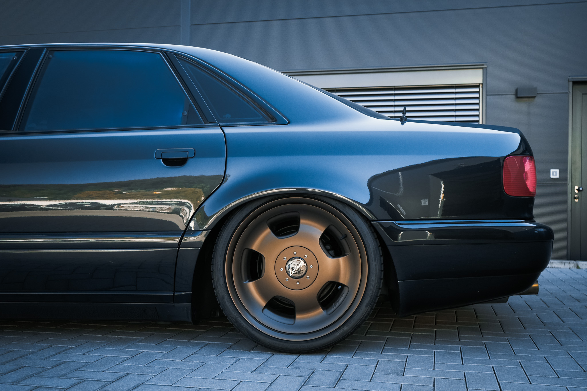 Audi S8 D2 Air & 20" - Projekt Bild