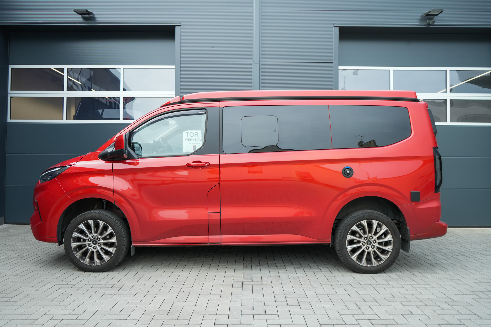 Ford Transit V710 Tourneo Nugget 19" - Projekt Bild