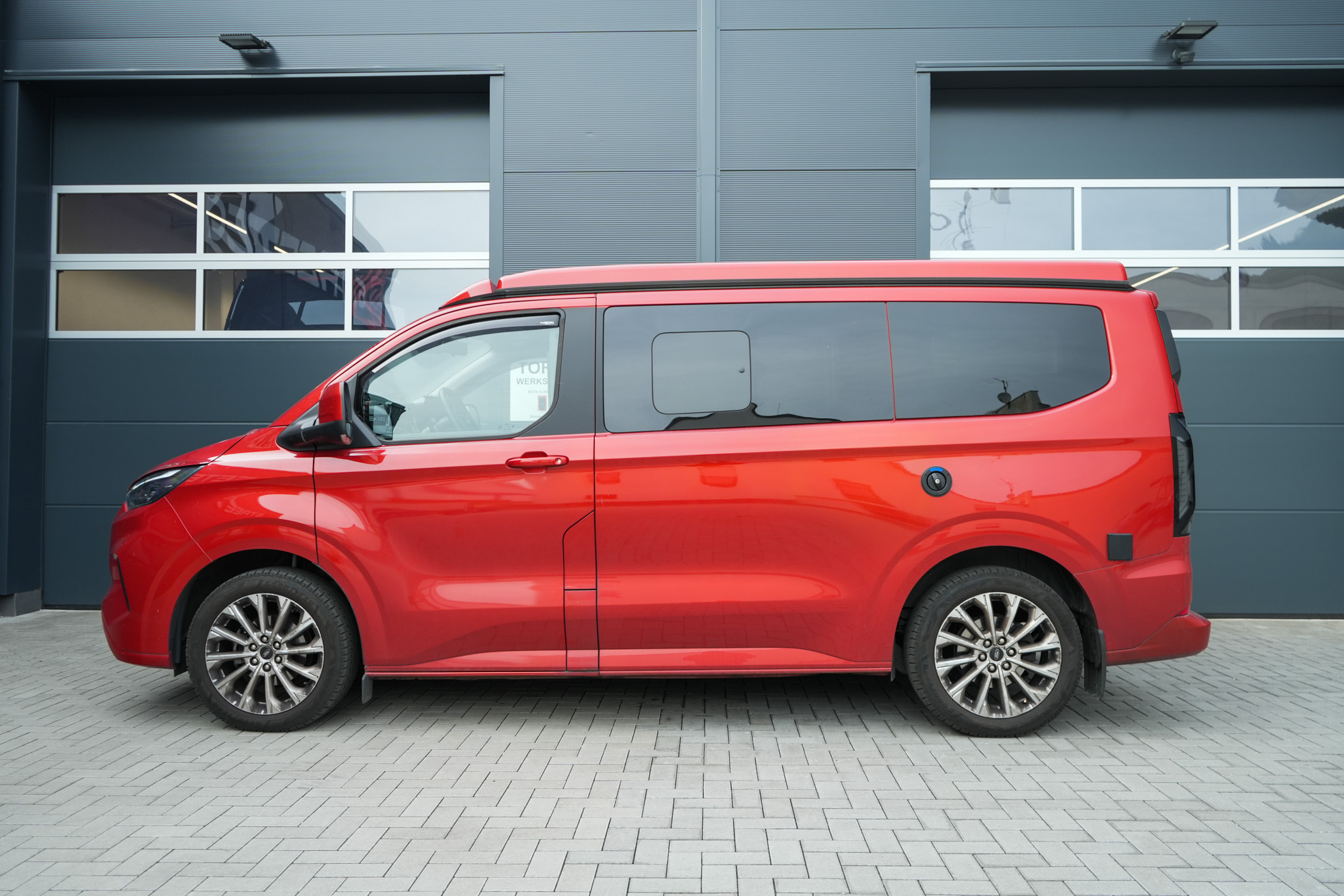 Ford Transit V710 Tourneo Nugget 19" - Projekt Bild