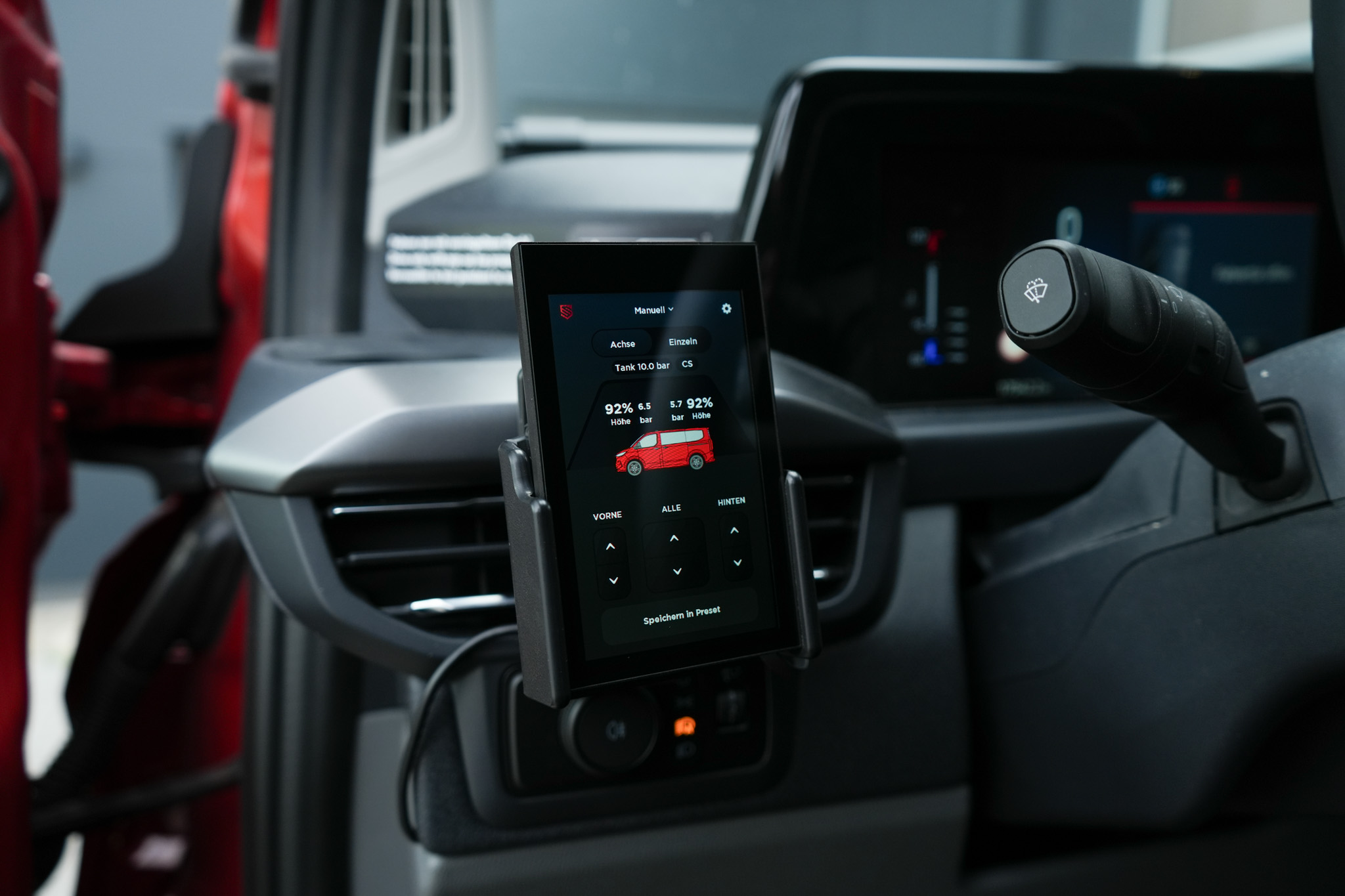 Ford Transit V710 Tourneo Nugget 19" - Projekt Bild