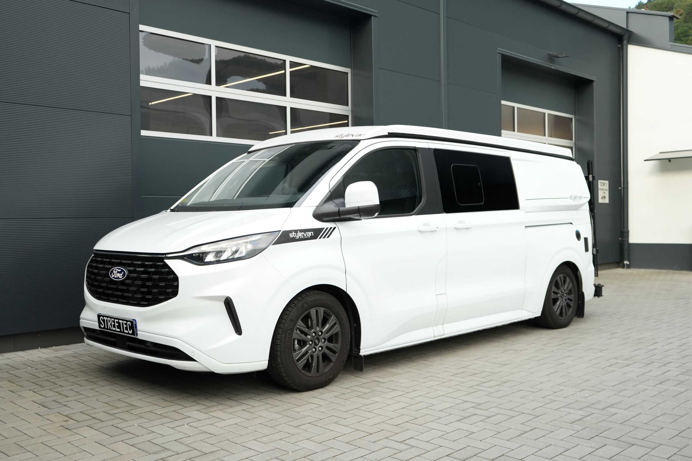 Ford Transit V710 L2 Stylevan Origin - Projekt Bild