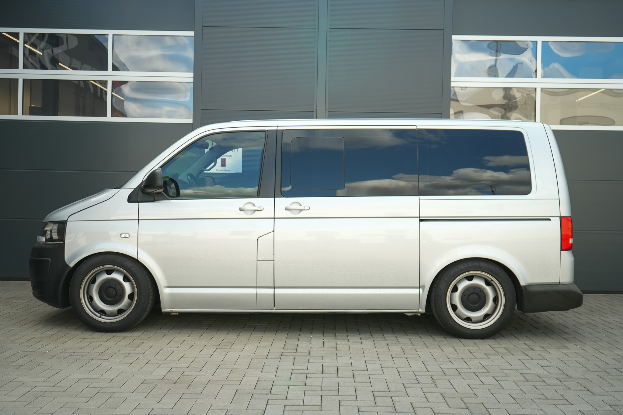 VW T5 Bulli silver - Projekt Bild