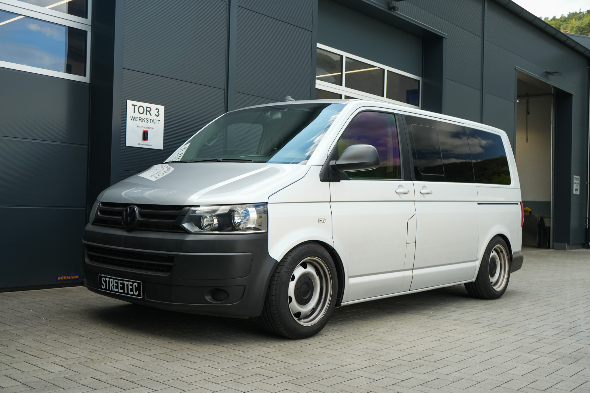 VW T5 Bulli silver - Projekt Bild