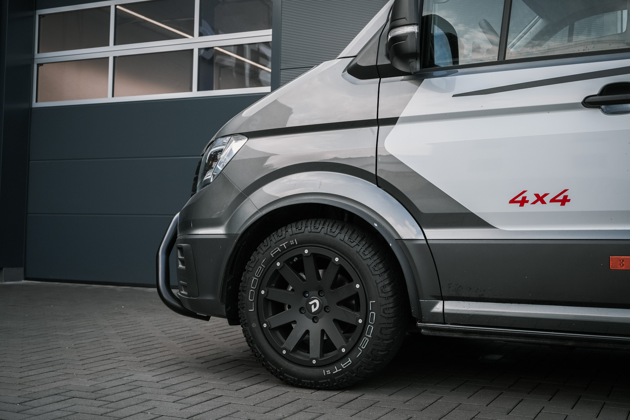 VW Crafter / Grand California Dethleffs Globebus Performance 4x4 - Projekt Bild