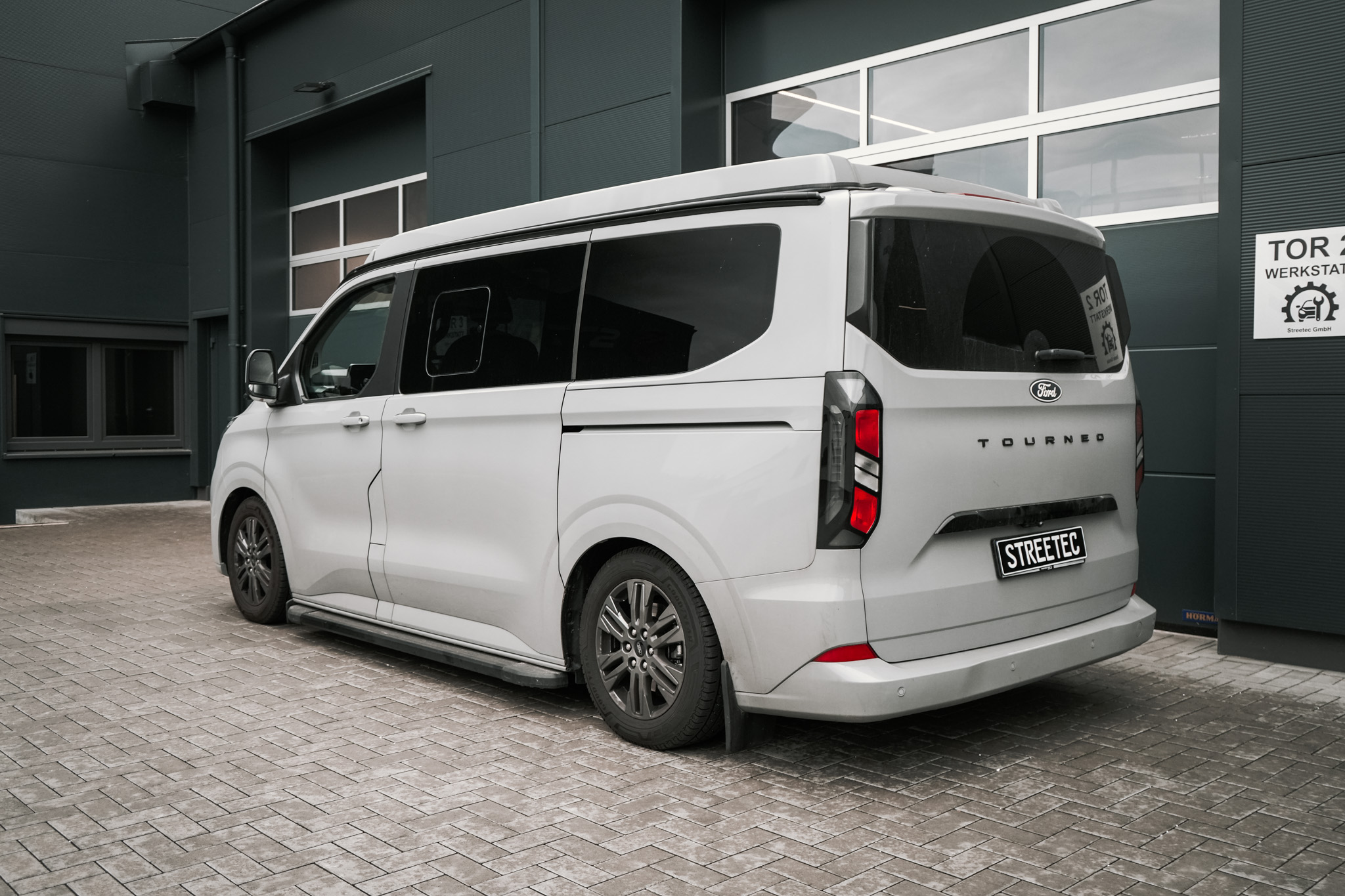 Ford Transit V710 Tourneo 'Unterfahrschutz' - Projekt Bild