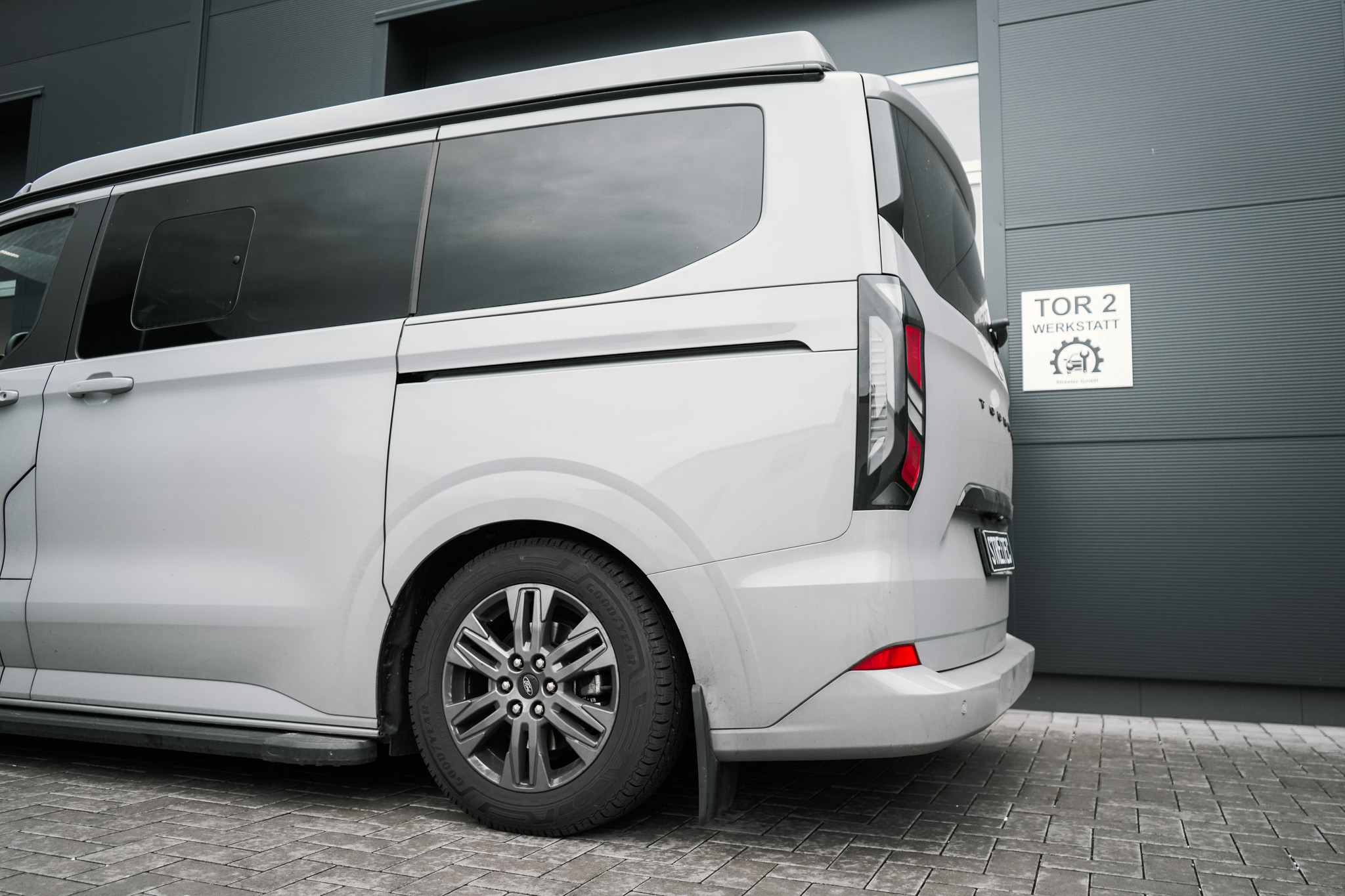 Ford Transit V710 Tourneo 'Unterfahrschutz' - Projekt Bild