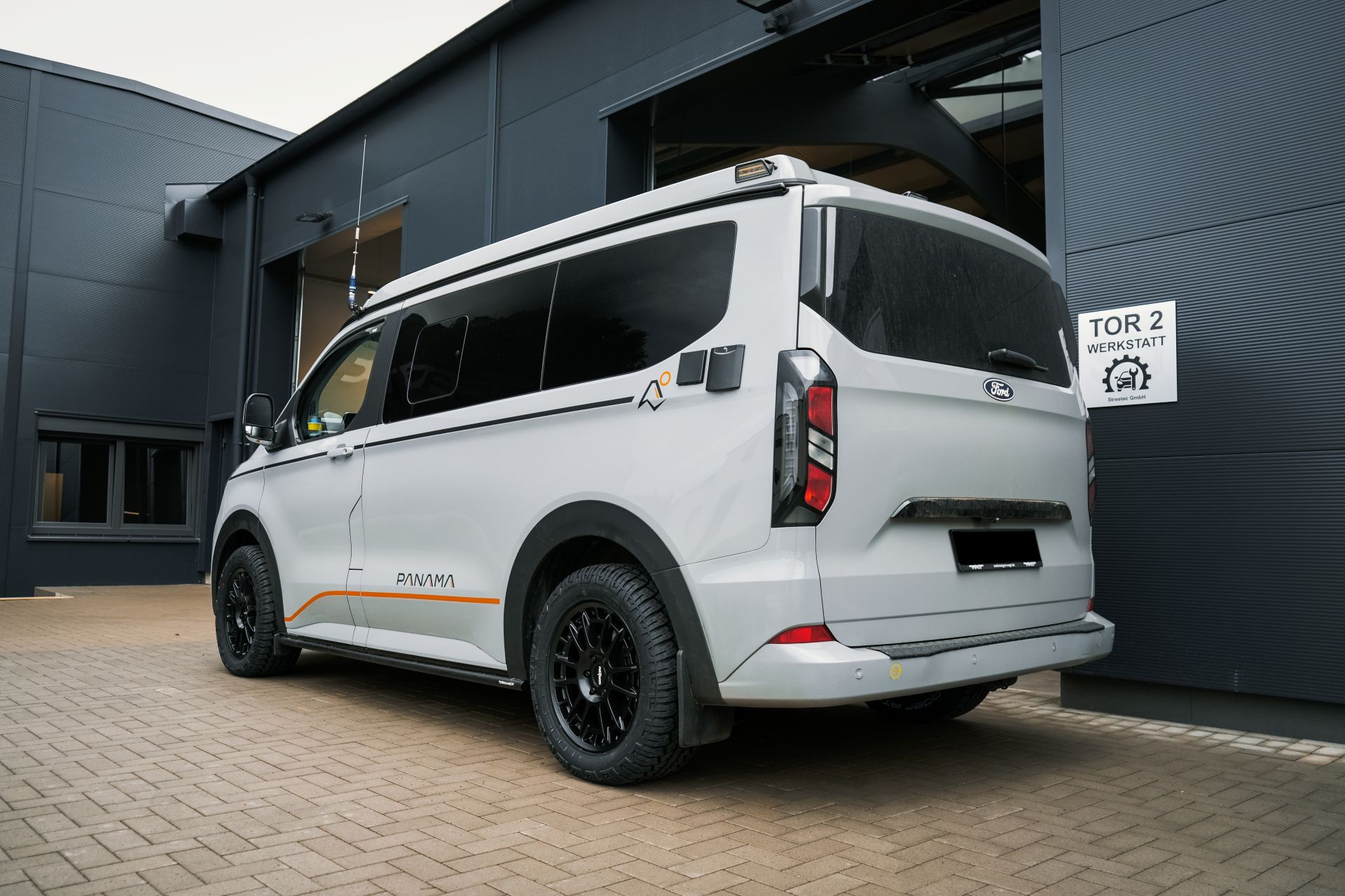Ford Transit V710 Panama - Projekt Bild
