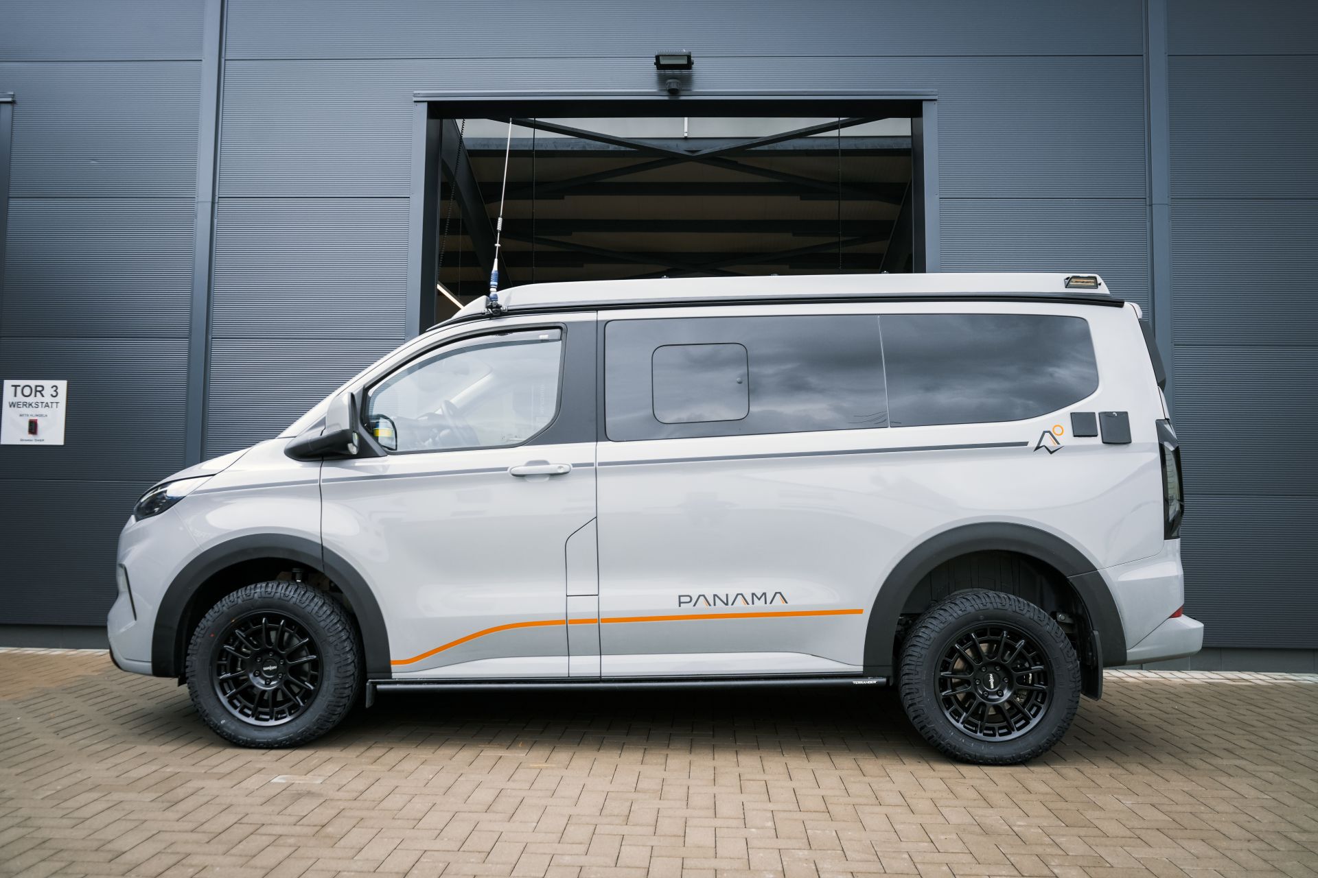 Ford Transit V710 Panama - Projekt Bild