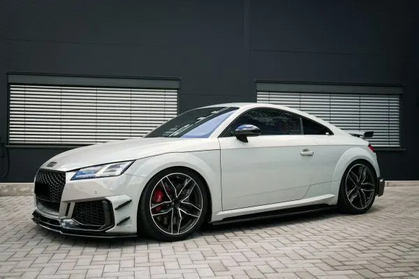 Audi TT RS 8S ultraLOW Race