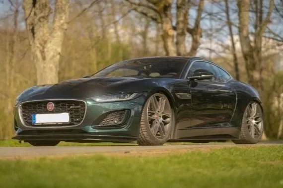 Jaguar F-Type 